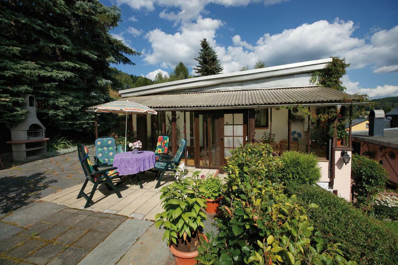 Ferienhaus Korner Villa Klingenthal Luaran gambar
